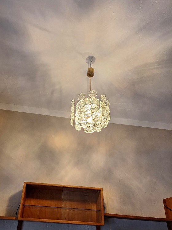 Image 1 of Lampadario Kinkeldey a 3 livelli in ottone e vetro sfaccettato, anni '60