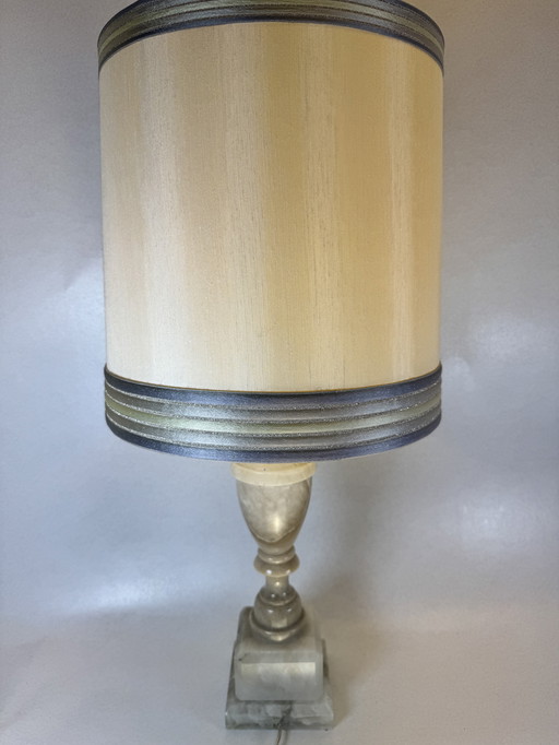 Elegant vintage table lamp made of alabaster and marble - warm light, timeless class