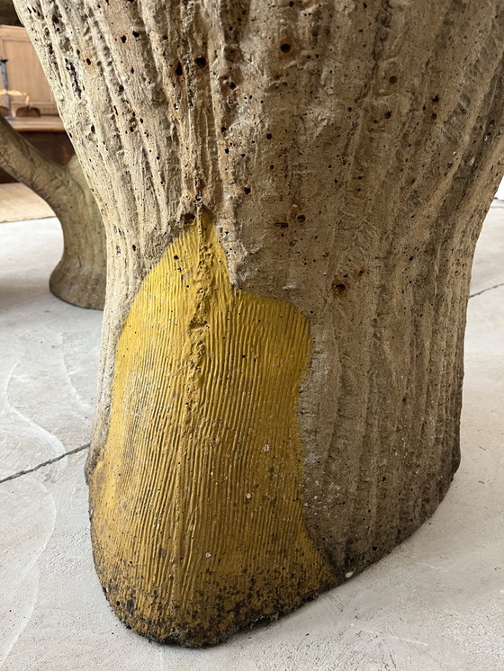 Image 1 of Garden furniture made of concrete with a wood-like finish