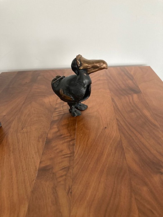 Image 1 of Dodo, brons van Josephine Wortelboer 