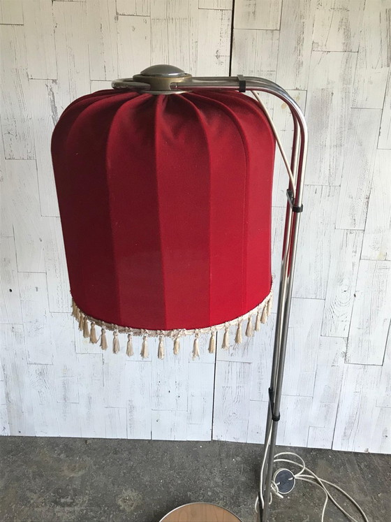 Mid-Century Chrome Plated Floor Lamp with Red Shade, 1960s – Floor lights, Mid Century Modern (photo 3 of 8)