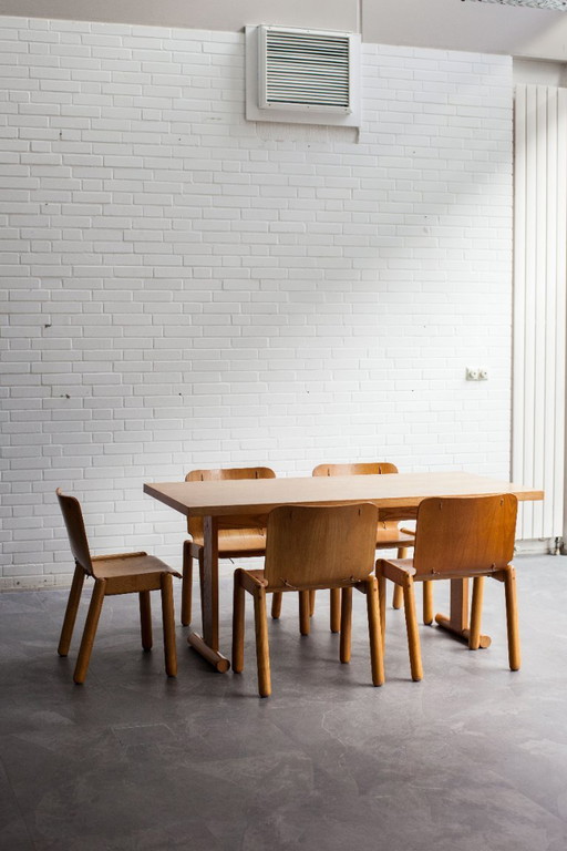 Essgruppe aus Sperrholz mit 5 Stühlen, Italien, 1970er Jahre