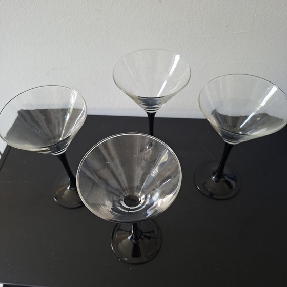Image 1 of 4 verres à martini Luminarc vintage.