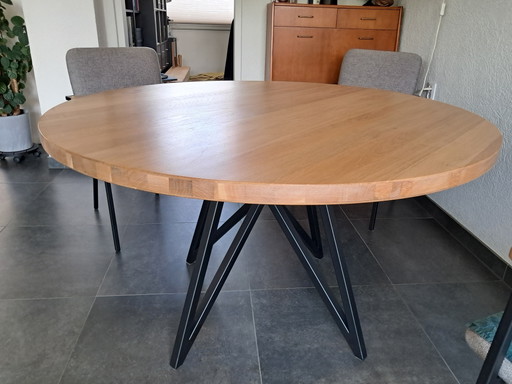 Studio Henk dining table
