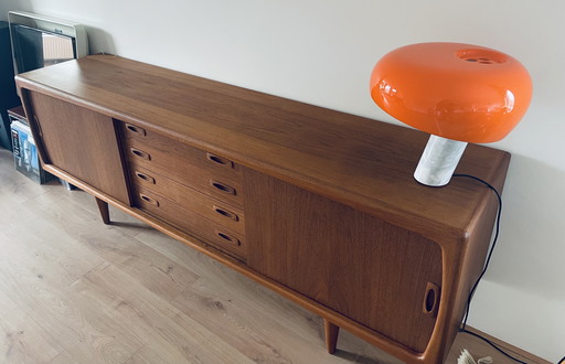 HP Hansen Dressoir