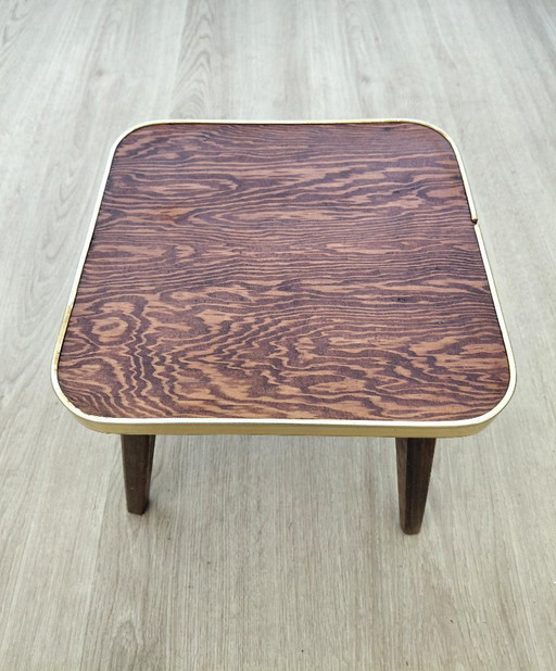 Table d'appoint des années 40 avec motif en bois