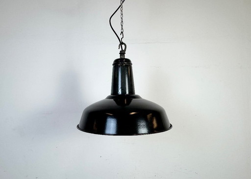 Lámpara colgante industrial francesa de esmalte gris oscuro, década de 1960