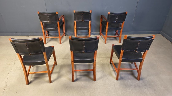 Image 1 of Vintage Spaanse eetkamerstoelen van leer en hout, set van 6 - jaren 70