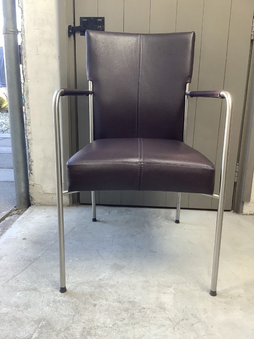 6 sillas Bert Plantagie en piel color berenjena