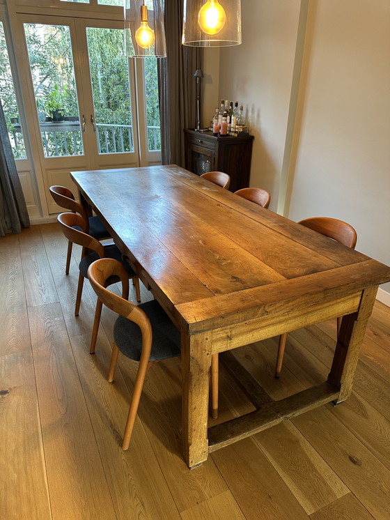Image 1 of Table de monastère française ancienne en bois de cerisier