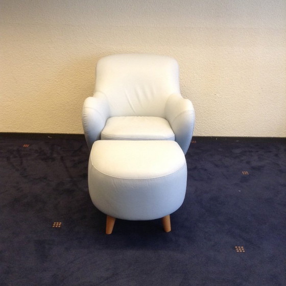 Image 1 of  Fauteuil ha incontrato Hocker in morbido leder licht blauw