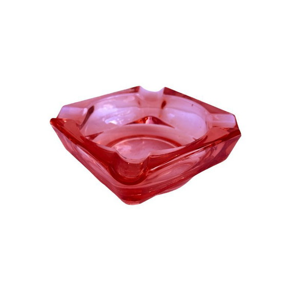 Image 1 of Posacenere in vetro rosso/salmone HSG Ząbkowice, Polonia 1970