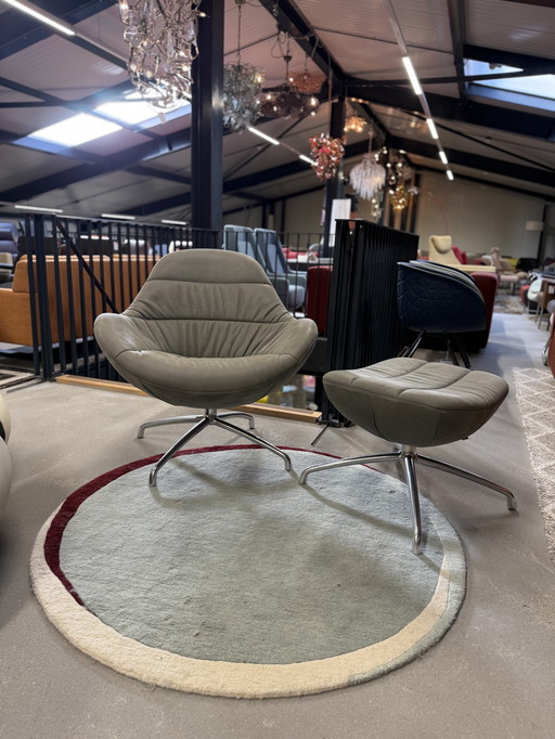 Design on Stock Nylo Armchair with Hocker Loxton Glacier leather