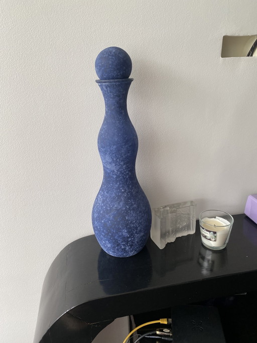 Giant Blue Glass Bottle Handmade in Spain – decoratieve objecten