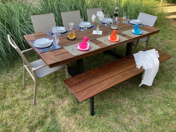 Image 1 of Tuintafel "Family" 8P - Braziliaanse Walnoot - Ambacht