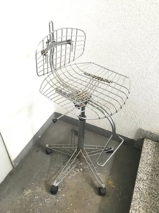 Michel Cadestin & Georges Laurent „Beaubourg“ Chair