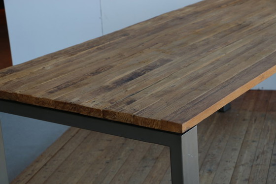 Image 1 of Massives Teakholz