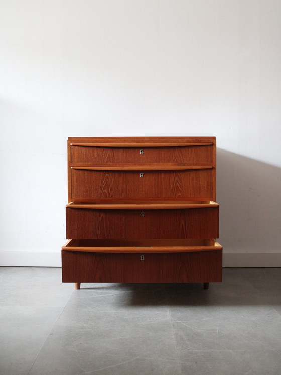 Image 1 of Vintage Deense diepe ladekast in teak