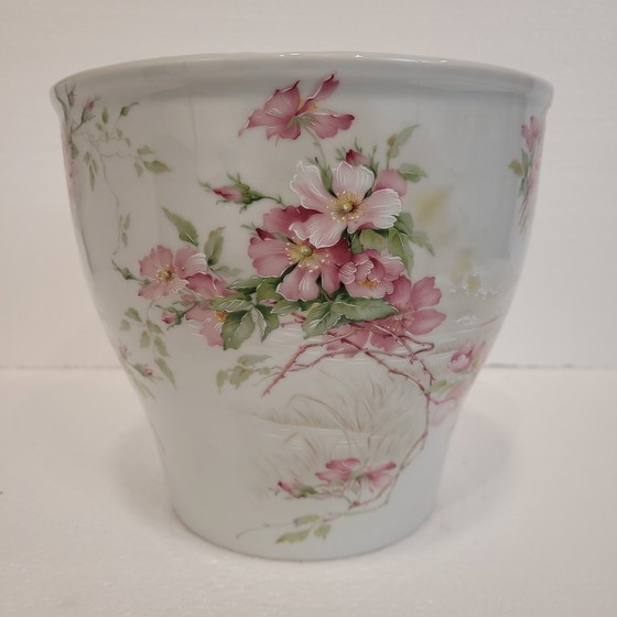 Image 1 of Floral design cache pot, Limoges porcelain, 60&#39;s - France
