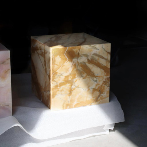 Marmer Cube Giallo Siena