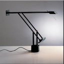 Lámpara de escritorio Tizio negra Artemide
