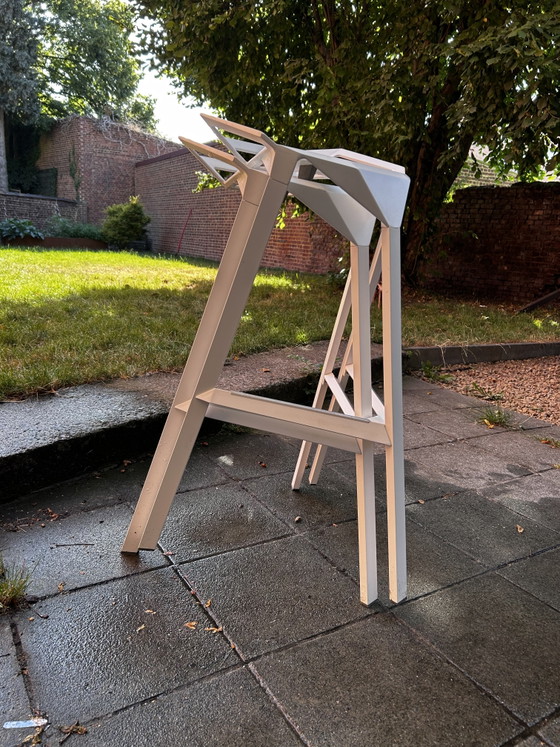 Image 1 of 2 Magis krukken_Een kruk, 77 cm hoog, wit