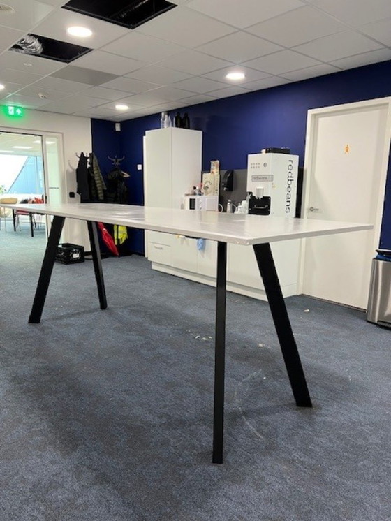 Image 1 of VEPA, CONNECT BAR TABLE