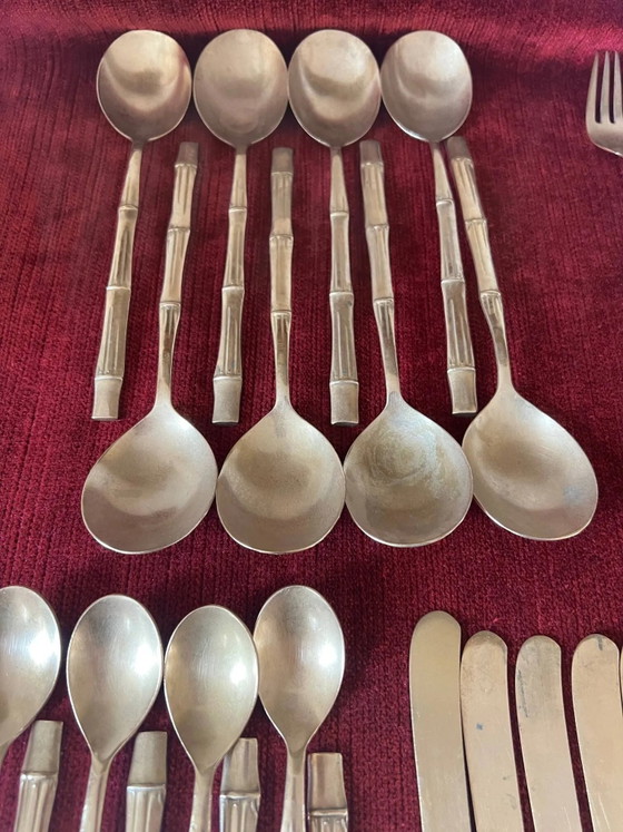 Set di posate in bambù. 47 pezzi. Ottone massiccio. – Bamboo, Brass, Mid Century Modern (photo 3 of 7)