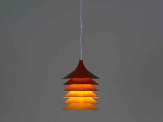Lampe danoise vintage IKEA Duett, Bent Boysen, 1983, Suspensions, Aluminium, Rouge (photo 2 sur 7)
