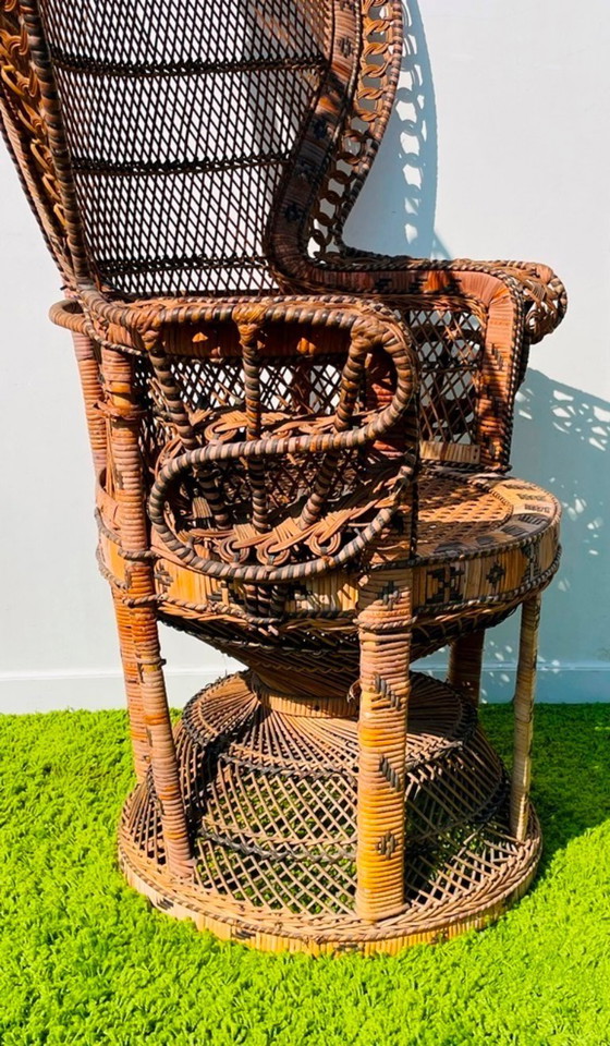 Image 1 of Fauteuil XL Peacock « Emmanuelle » en rotin. Vintage années 70.