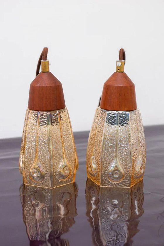 Image 1 of Suspensions en verre de Pukeberg, Suède, années 1960, lot de 2