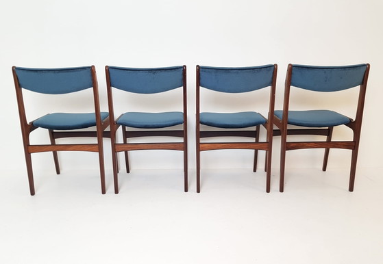 Ensemble de 6 chaises de salle à manger Erik Buch en palissandre, bleues, récemment retapissées – Wood (photo 8 of 15)