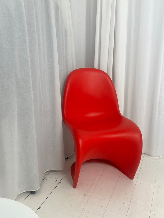 Image 1 of Vitra Panton stoel Rood