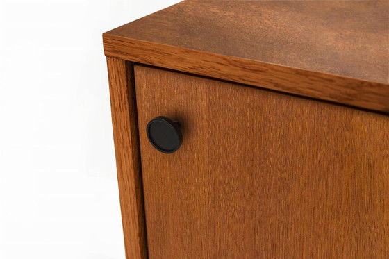 Image 1 of Dressoir T-S18L schuifdeur 200