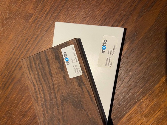 Image 1 of Table design Motto