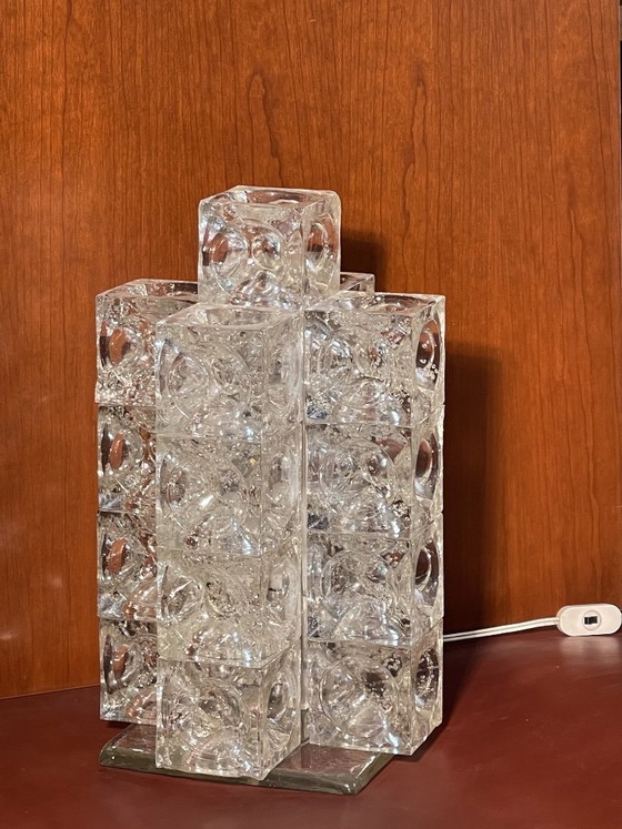 Sculptural Lamp in Polished Albano Glass Cubes for Poliarte, 1960s – Table lamps (photo 7 of 8)