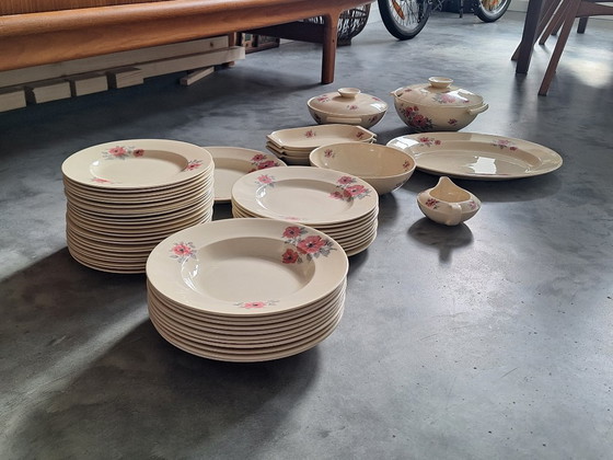 Image 1 of Uniek Petrus Regout servies uit 1941