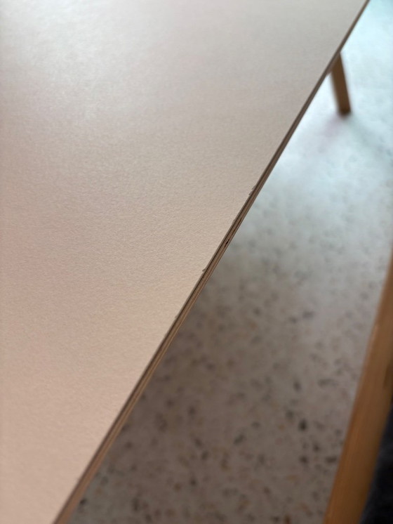 Image 1 of Table HAY CPH30 (250x90)