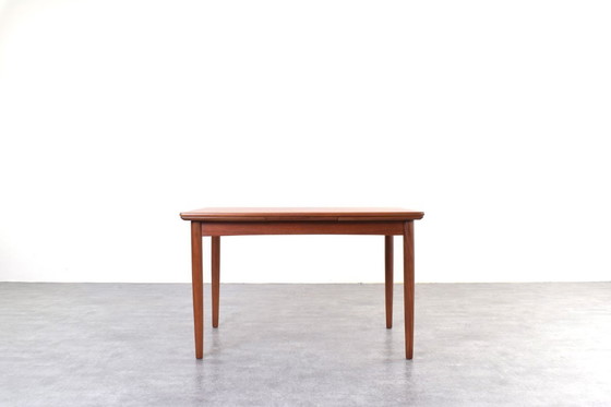 Image 1 of Table de salle à manger extensible en teck danois, style milieu du XXe siècle, années 1960.