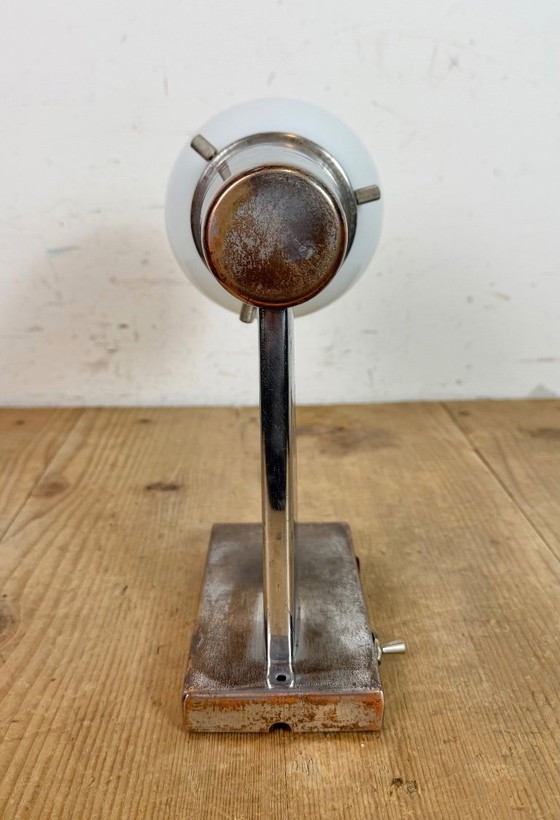 Image 1 of Vintage Art Deco wandlamp met opaalglas, jaren 30