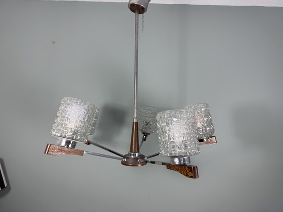 Image 1 of Vintage Mid Century Kroonluchter Teak Met Glazen Kapjes