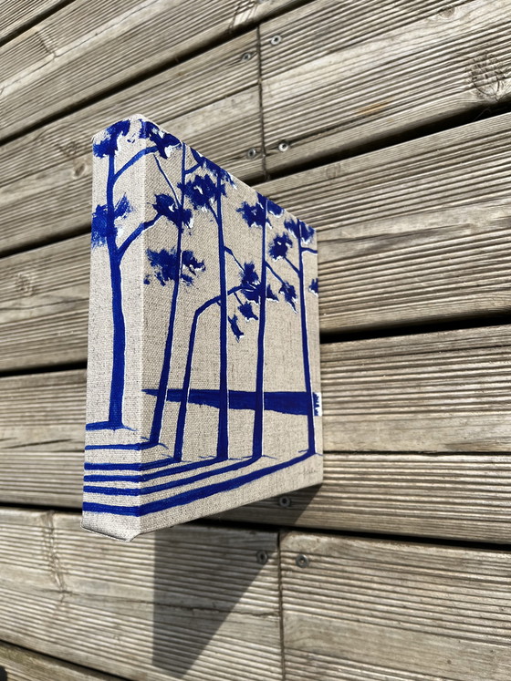 Image 1 of Acrylic on 3D linen canvas.

Size: 20 x 20 cm