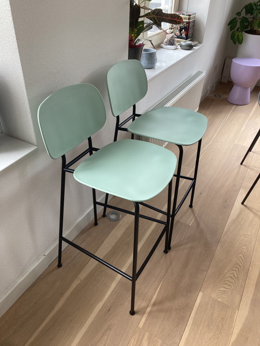 2 Barhocker / Barhocker Infiniti Tondina Pop hellgrün