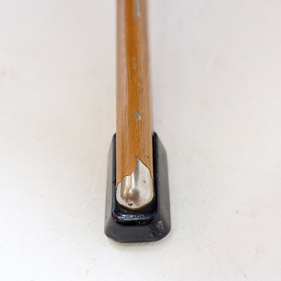 Image 1 of Poggiapiedi girevole in pelle marrone con base in metallo - De Sede, Svizzera.