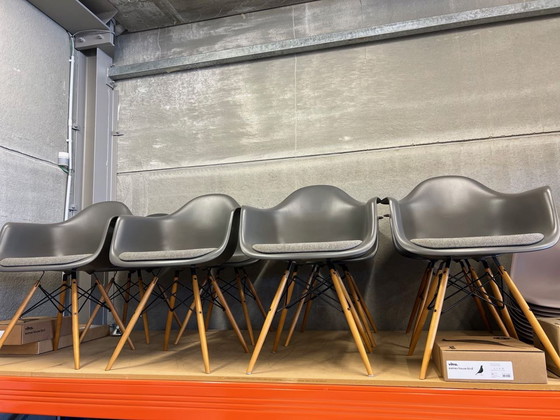 Image 1 of 8X Vitra Eames Daw Chairs