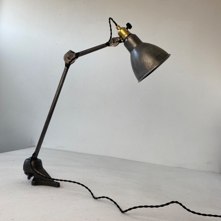 OLD INDUSTRIAL WALL LAMP LAMPE GRAS RAVEL N° 202 | €1,200 | Whoppah