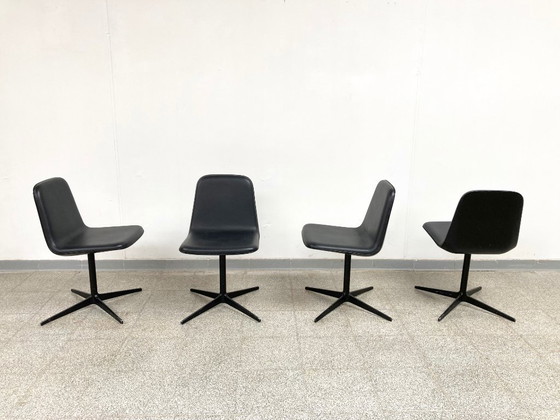 Image 1 of 4 sedie girevoli/sedie da pranzo di design in MDF, Italia