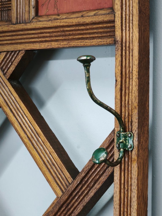 Appendiabiti Arts & Crafts in rovere massiccio, c. 1900, con ganci e portaombrelli, Legno, Metallo, Marrone (foto 6 di 14)