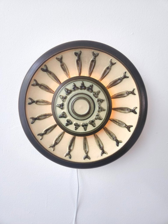 Image 1 of Keramieken vintage wandlamp, aardewerken brutalist wandlamp, groene en bruine aardetinten keramieken lamp