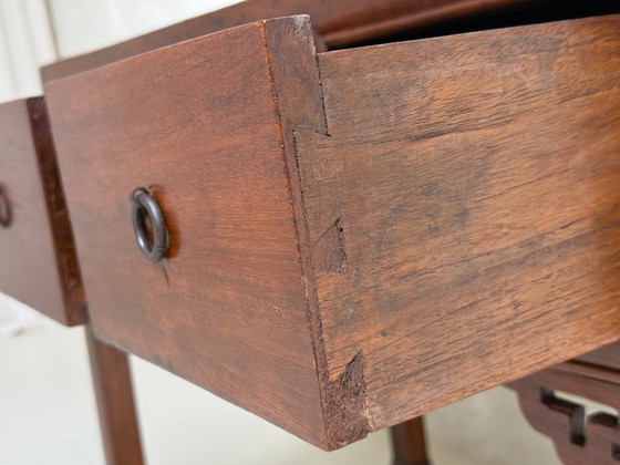 Image 1 of Traditionele Chinese Sidetable | 3 Lades | Begin 19e eeuw